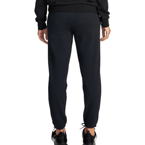 avjnp00216 rvca w blk bck1