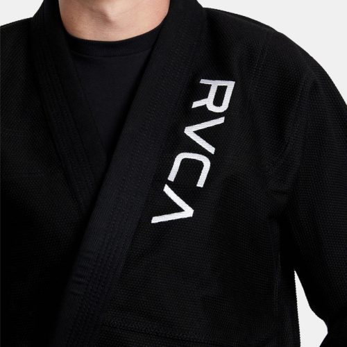 avyki03007 rvca 2Cw blk dtl1