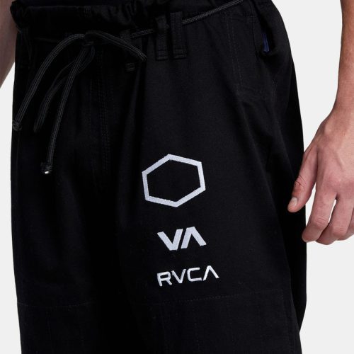 avyki03007 rvca 2Cw blk dtl4