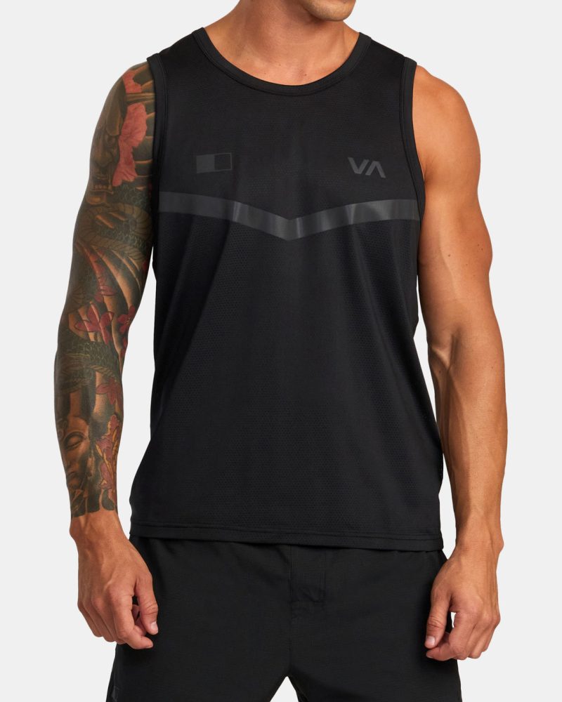 avykt00272 rvca w blk frt1