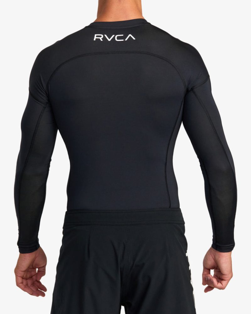 avywr00135 rvca 2Cw blk bck1