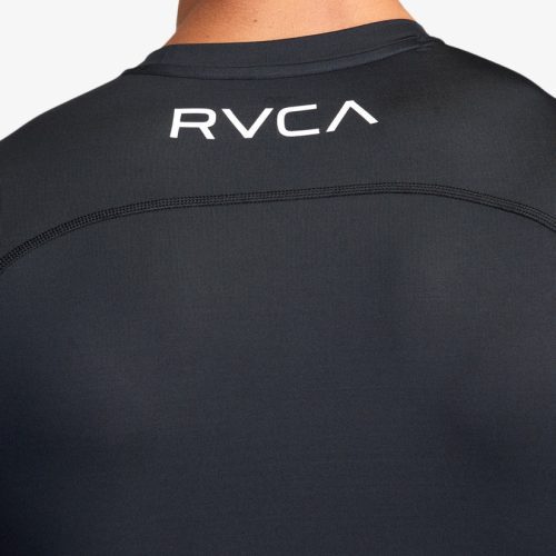 avywr00135 rvca 2Cw blk dtl2