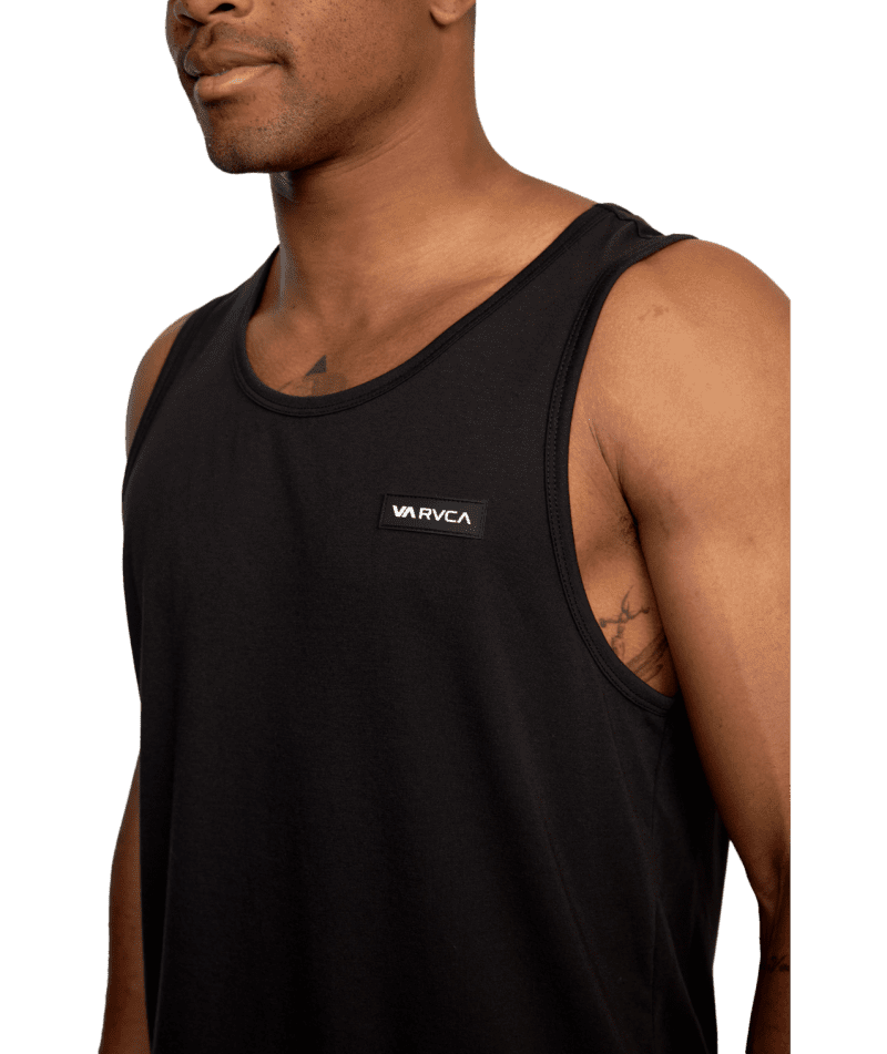 avyzt01366 rvca w blk dtl1