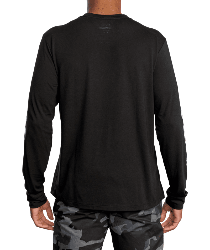 avyzt01367 rvca w blk bck1