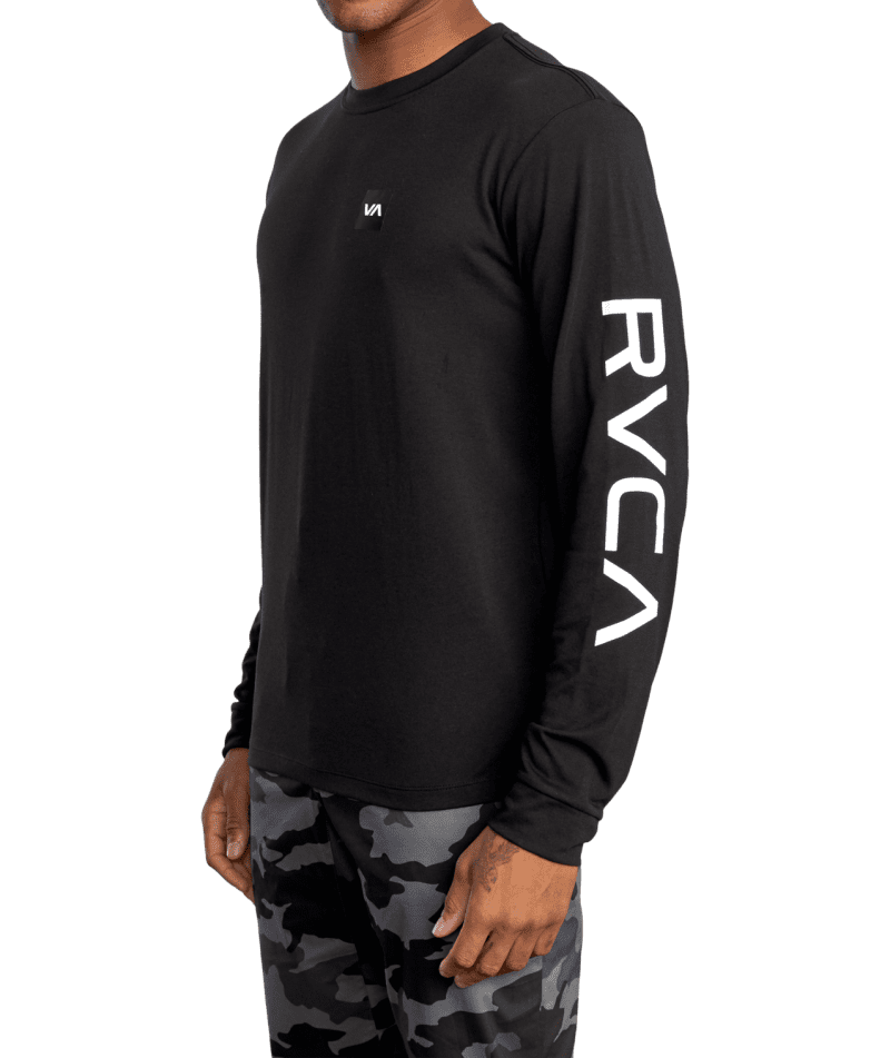 avyzt01367 rvca w blk sd1